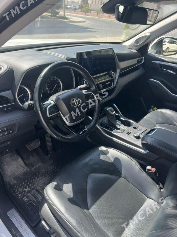 Toyota Highlander 2022 - 525 000 TMT - Мары - img 6