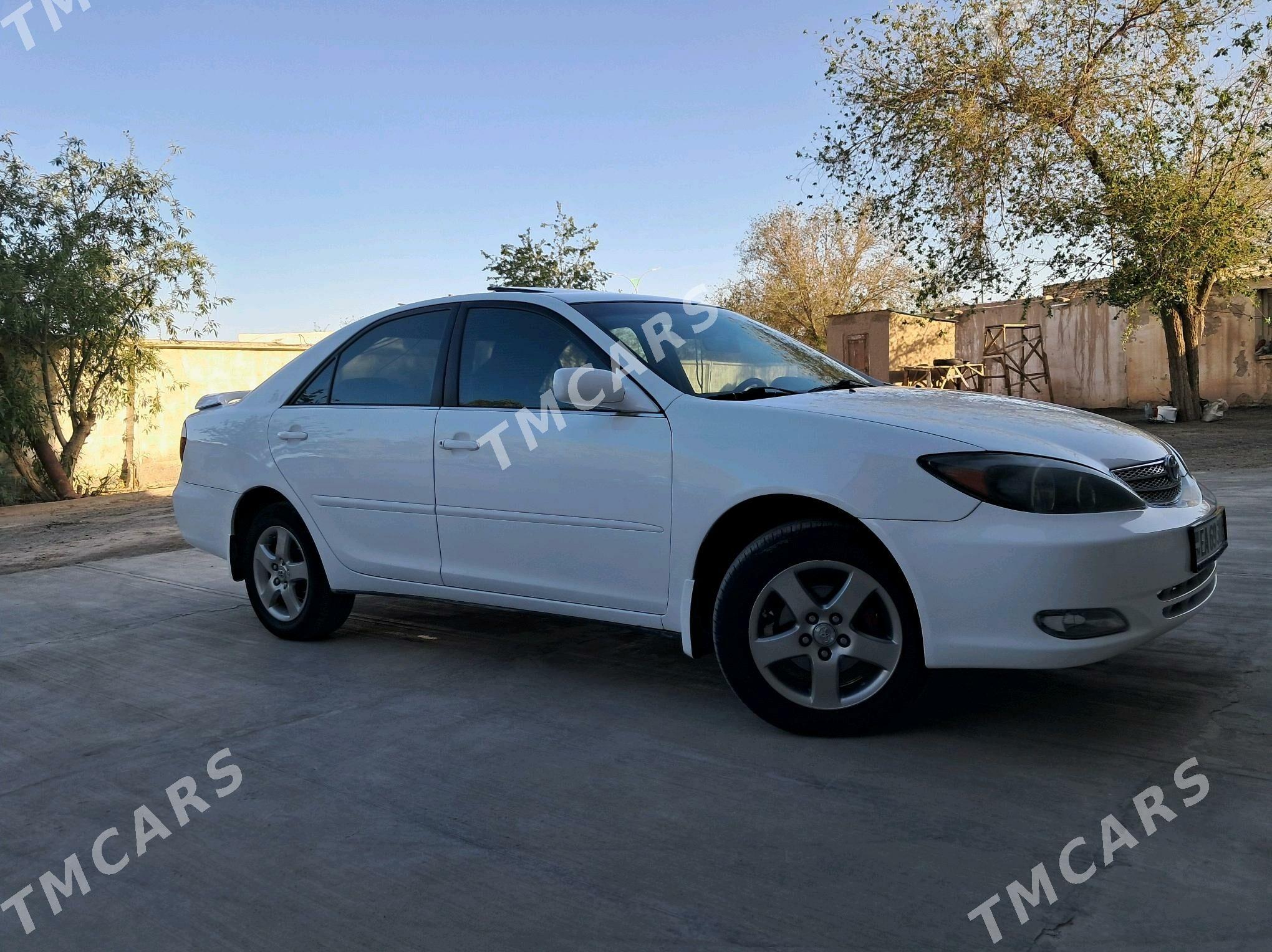 Toyota Camry 2002 - 155 000 TMT - Köneürgenç - img 4