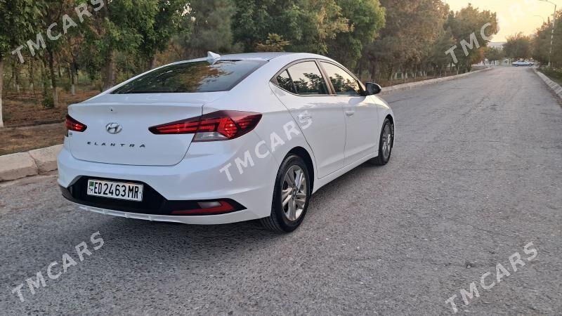 Hyundai Elantra 2020 - 210 000 TMT - Мары - img 5