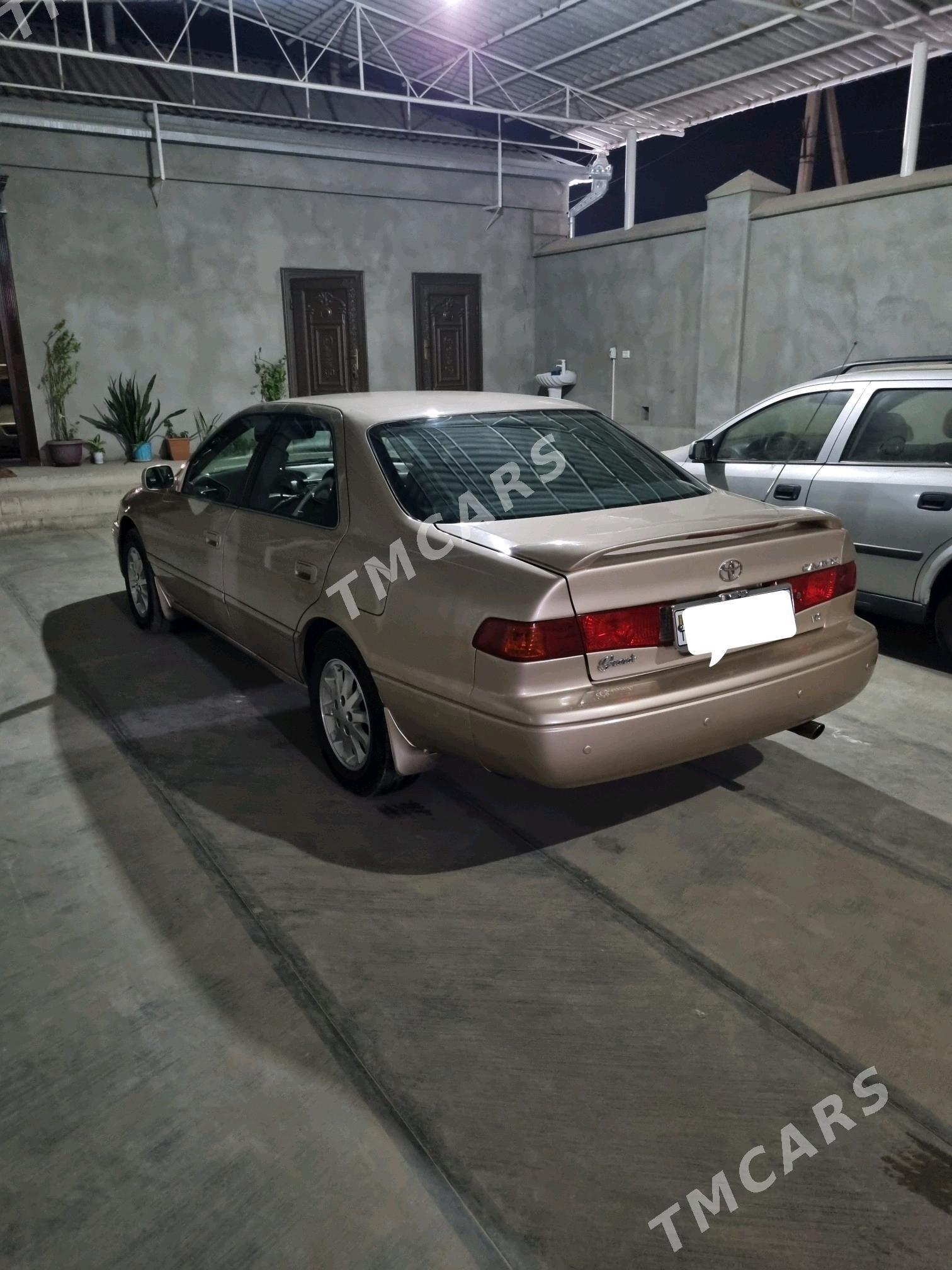 Toyota Camry 2000 - 173 000 TMT - Мары - img 4