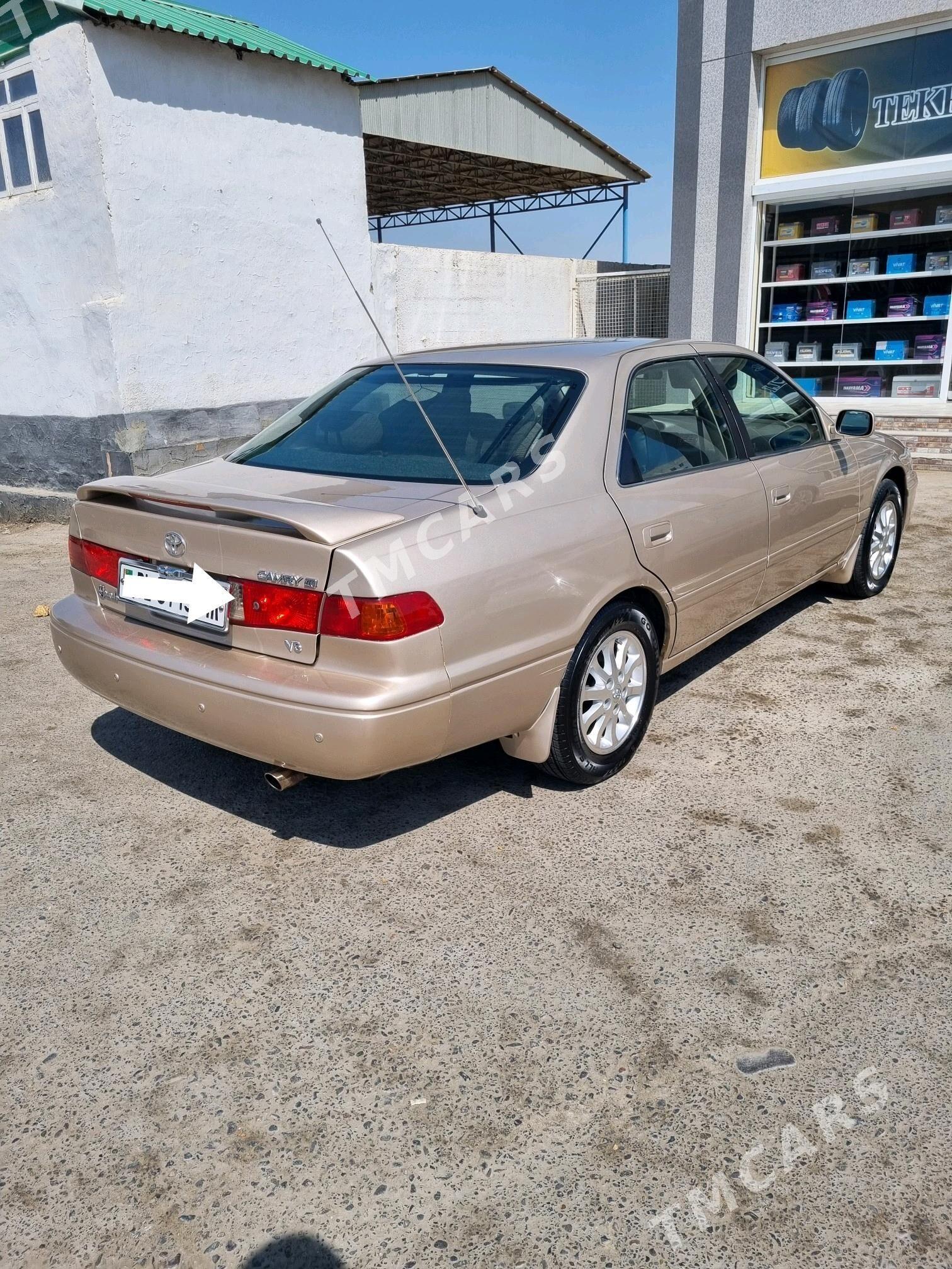 Toyota Camry 2000 - 173 000 TMT - Мары - img 9