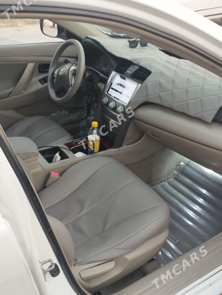 Toyota Camry 2009 - 135 000 TMT - Бахарден - img 4