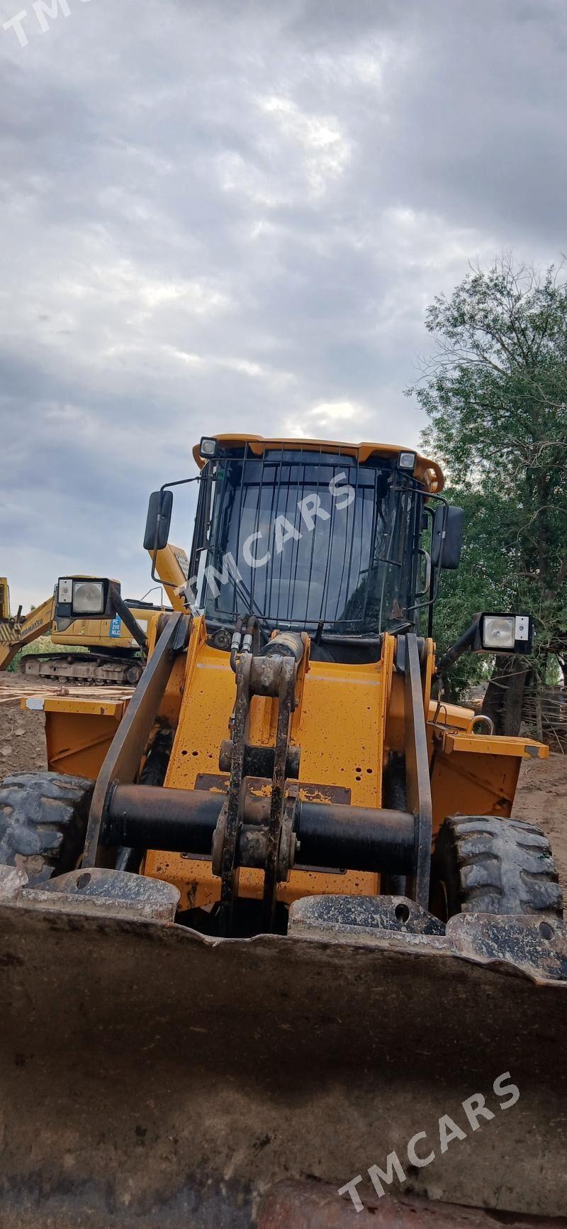 JCB 4CX ECO 2012 - 350 000 TMT - Дашогуз - img 2