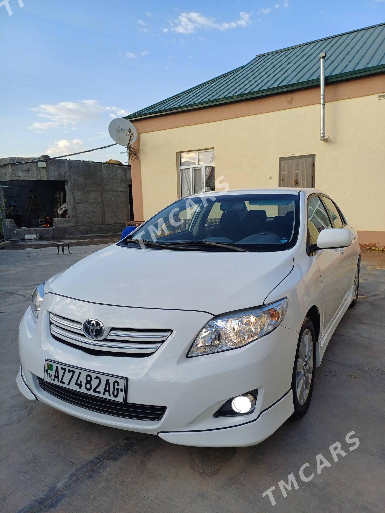 Toyota Corolla 2010 - 160 000 TMT - Kim raýon - img 5