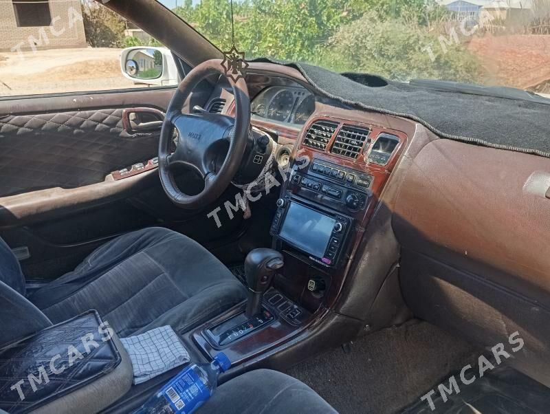 Toyota Mark II 1995 - 35 000 TMT - Мары - img 4