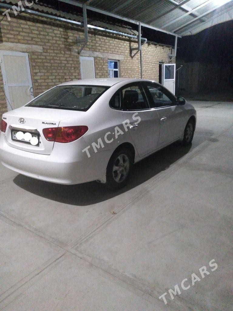 Hyundai Elantra 2010 - 120 000 TMT - Babadaýhan - img 2