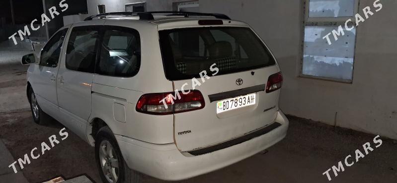 Toyota Sienna 2002 - 150 000 TMT - Арзув - img 2
