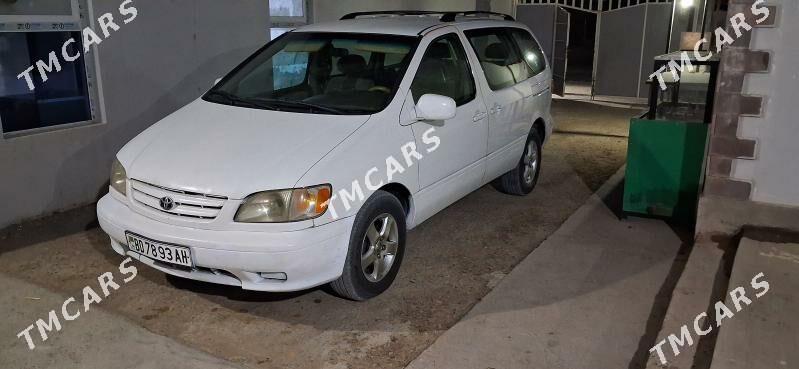 Toyota Sienna 2002 - 150 000 TMT - Арзув - img 4