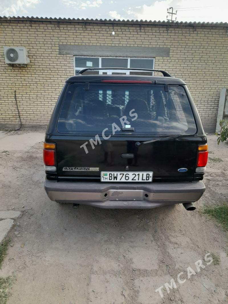 Ford Explorer 1998 - 70 000 TMT - Çärjew - img 3