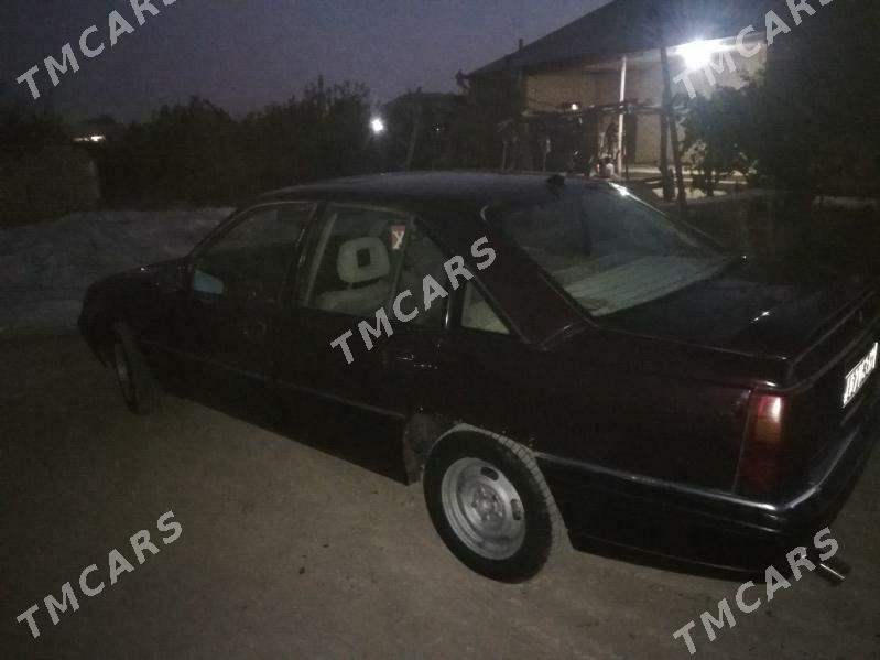 Opel Omega 1991 - 12 000 TMT - Мургап - img 1