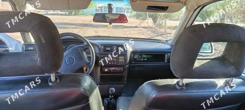 Opel Vectra 1994 - 36 000 TMT - Кёнеургенч - img 7