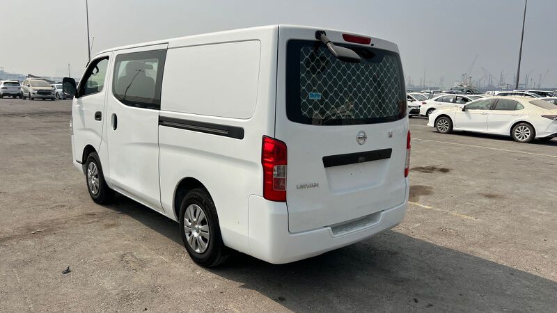 Nissan Urvan 2023 - 340 000 TMT - Mary - img 2