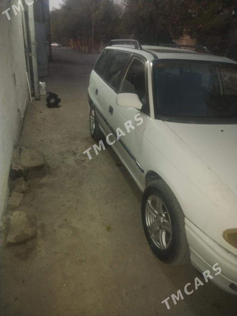 Opel Astra 1995 - 32 000 TMT - Wekilbazar - img 3