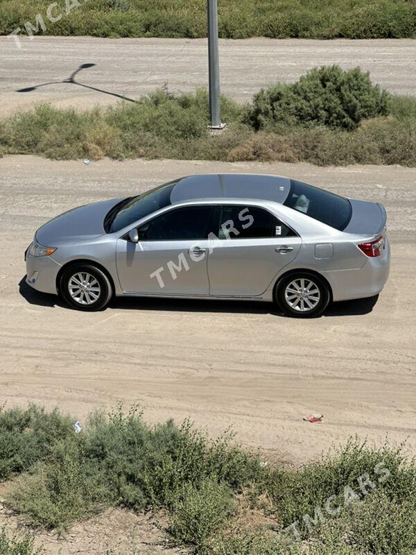 Toyota Camry 2012 - 260 000 TMT - Köneürgenç - img 3