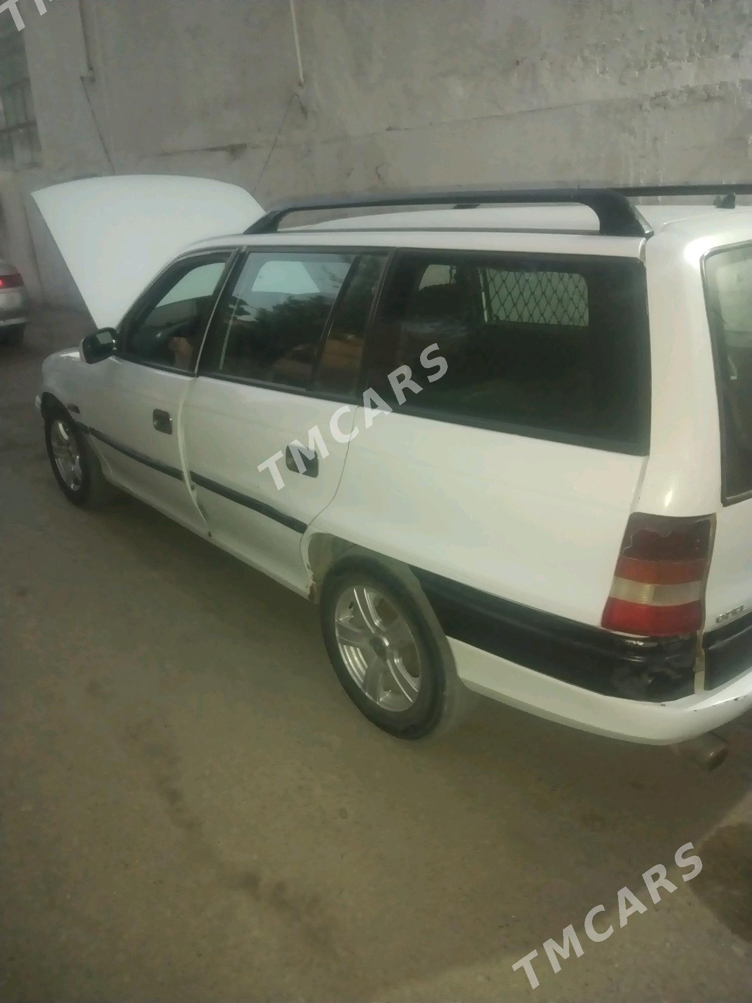 Opel Astra 1995 - 32 000 TMT - Wekilbazar - img 4