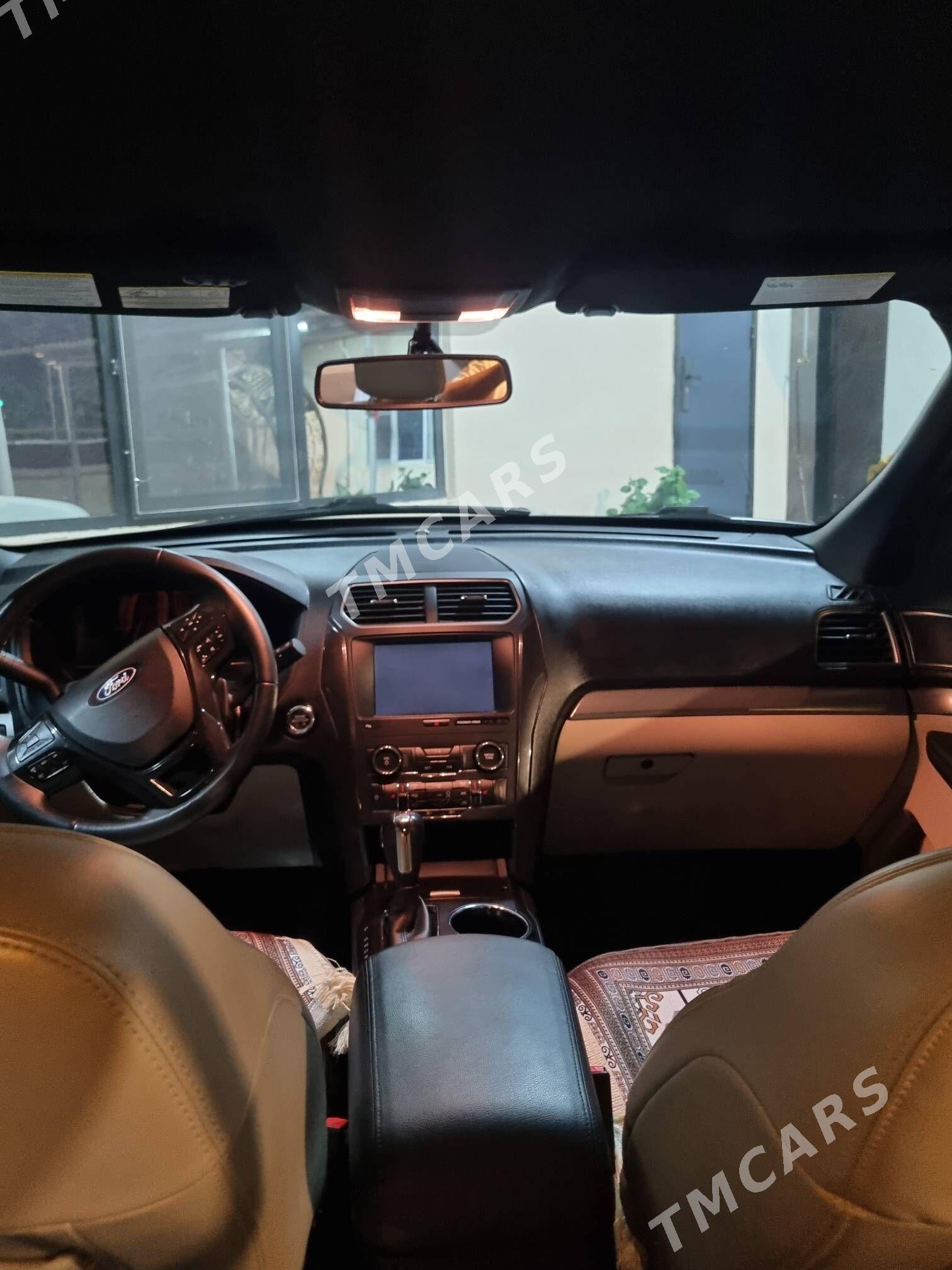 Ford Explorer 2019 - 400 000 TMT - Багир - img 5
