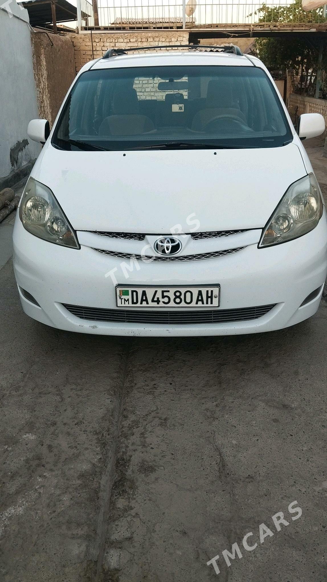 Toyota Sienna 2008 - 220 000 TMT - Tejen - img 7