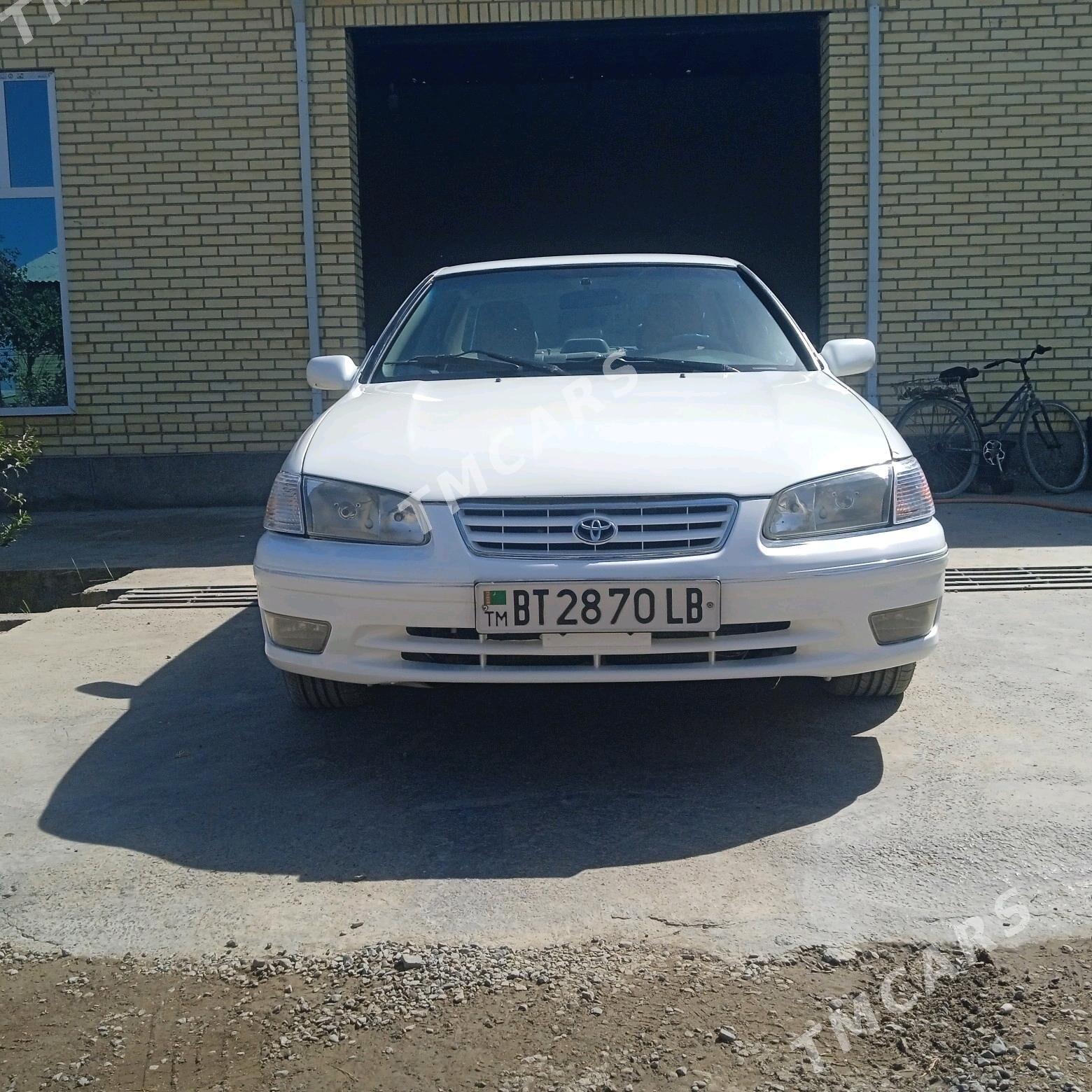Toyota Camry 1998 - 160 000 TMT - Дянев - img 5