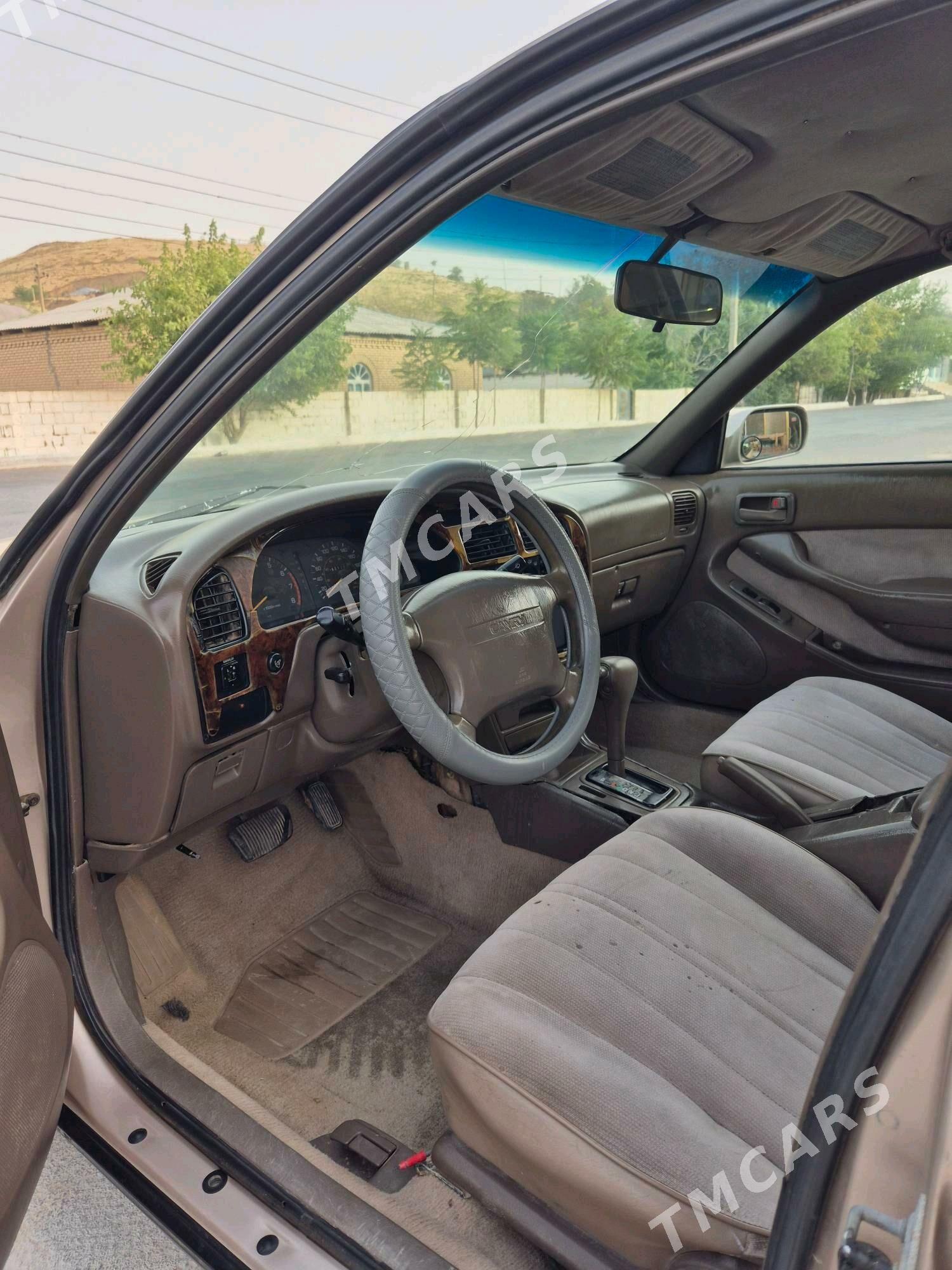Toyota Camry 1996 - 75 000 TMT - Мары - img 5