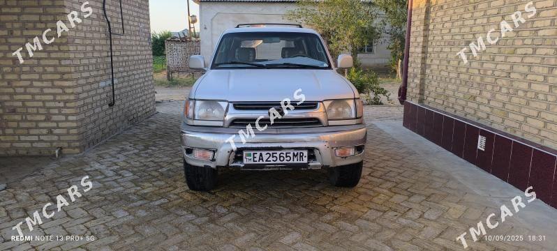 Toyota 4Runner 2002 - 160 000 TMT - Ёлётен - img 6