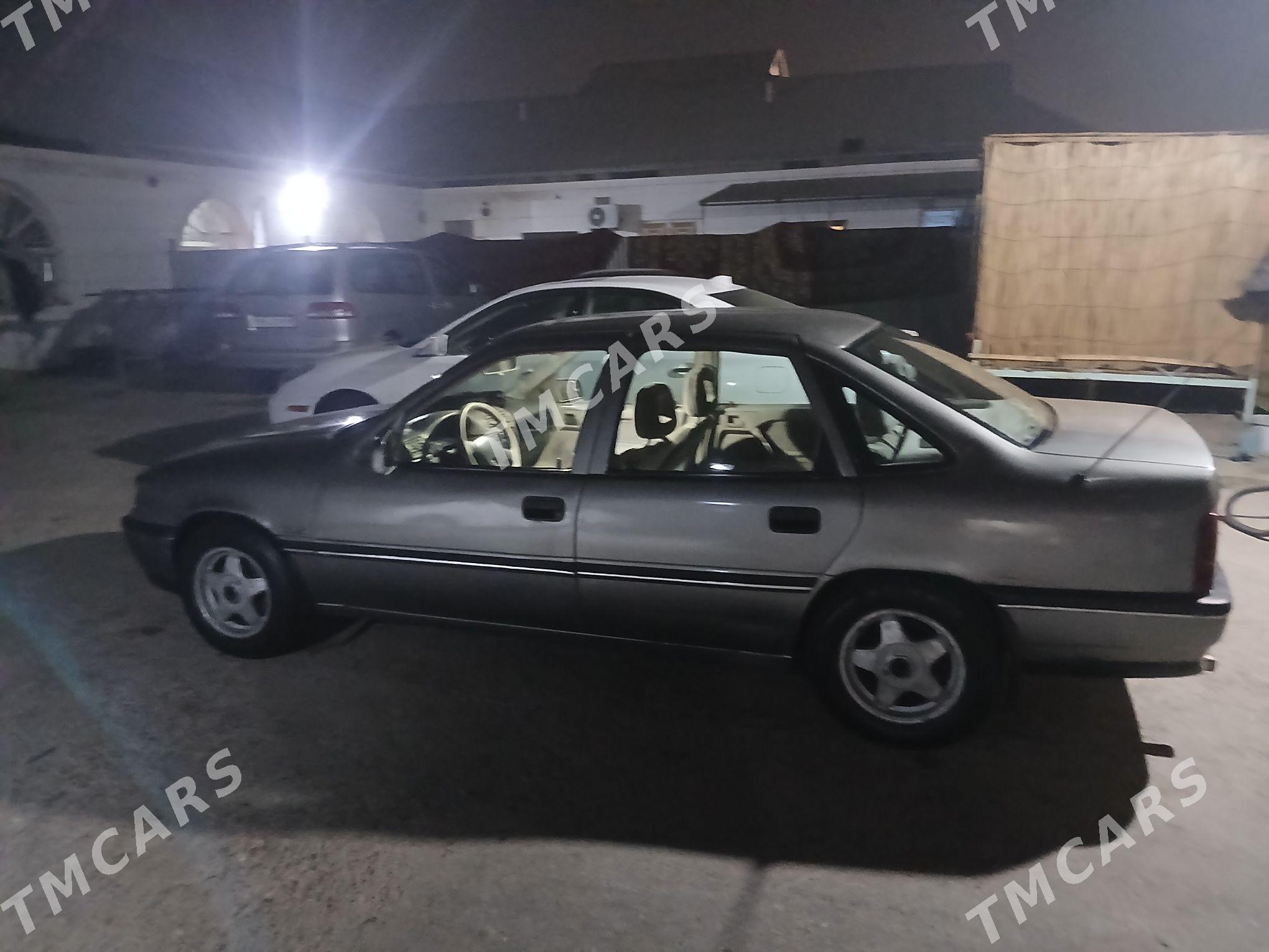 Opel Vectra 1991 - 30 000 TMT - Мары - img 3