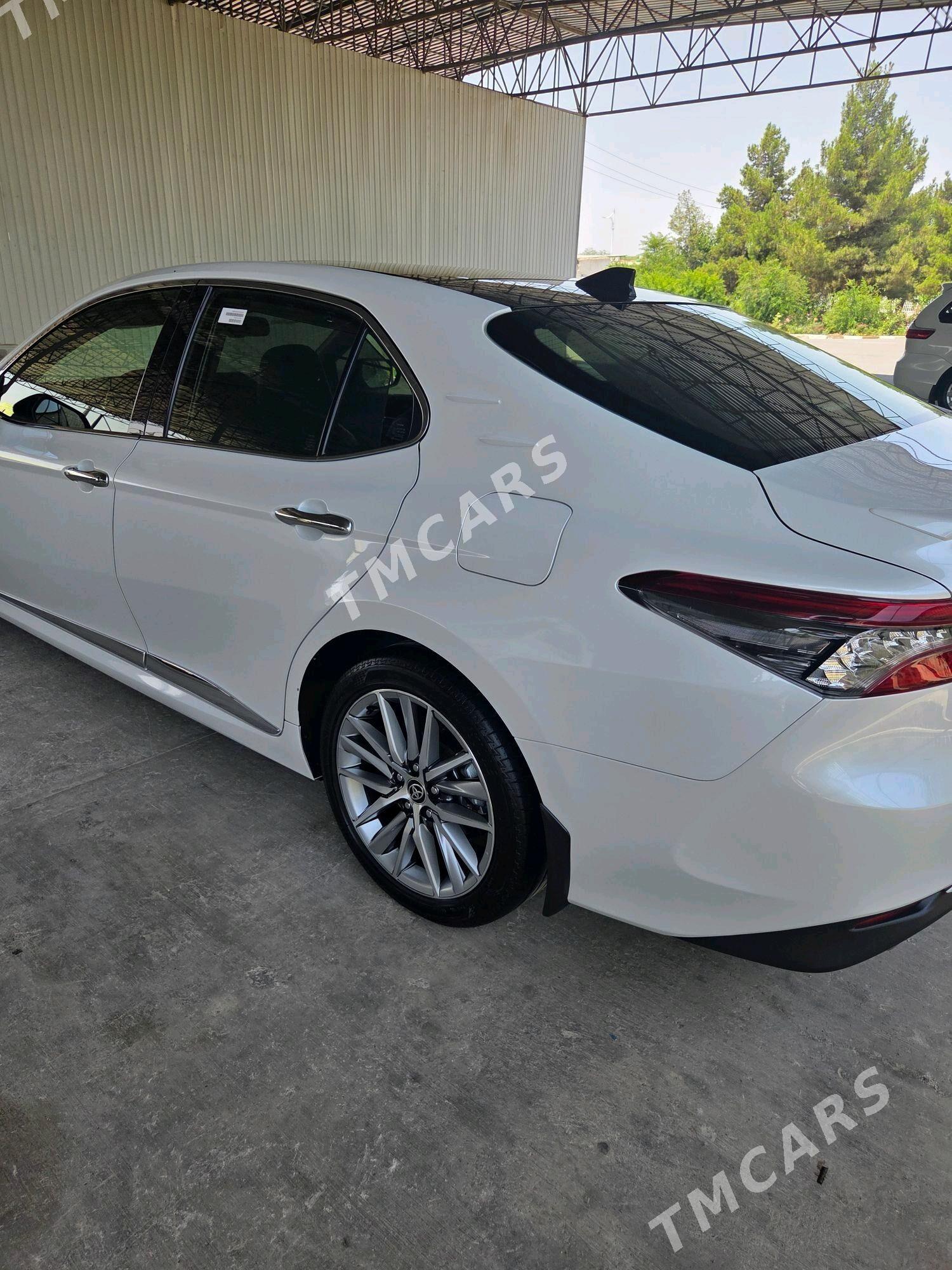 Toyota Camry 2023 - 725 000 TMT - Ашхабад - img 5