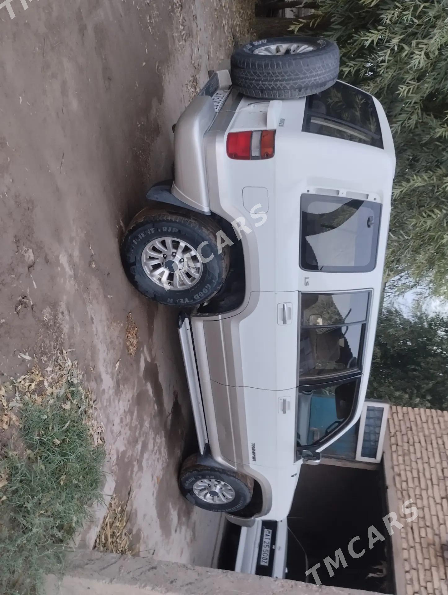 Isuzu Trooper 2002 - 80 000 TMT - Daşoguz - img 5