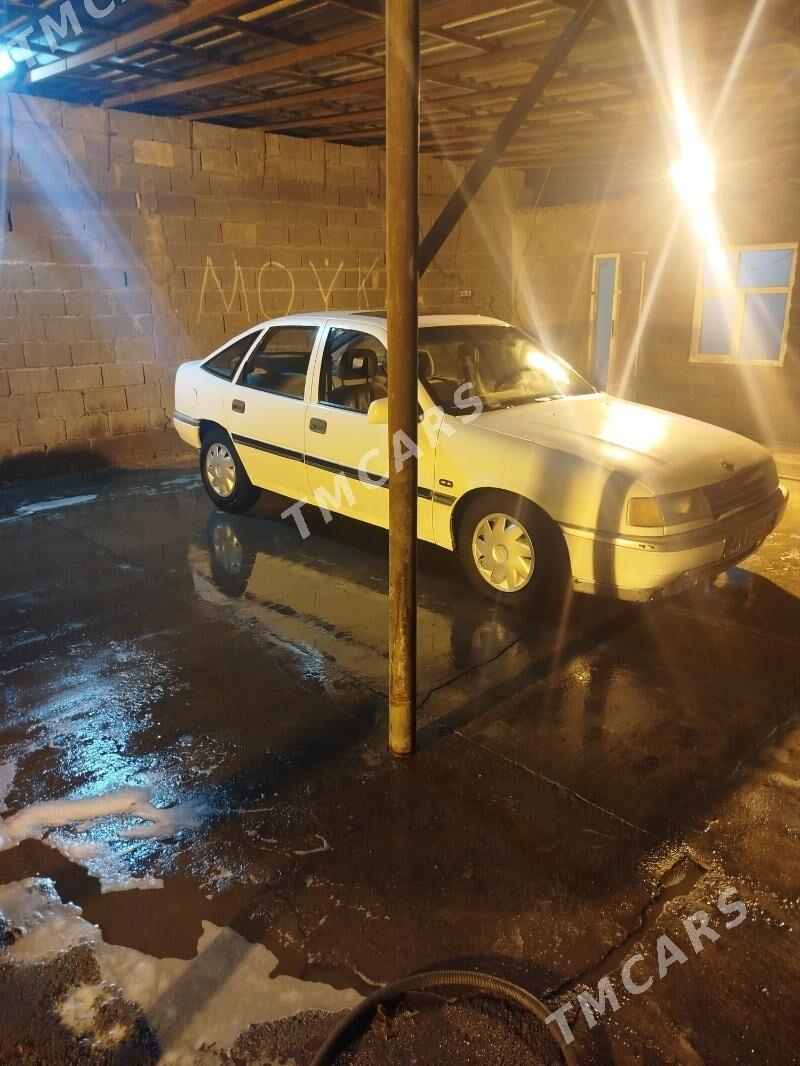 Opel Vectra 1991 - 30 000 TMT - Bäherden - img 2