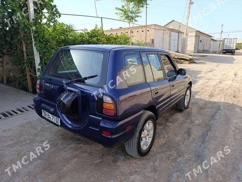 Toyota RAV4 2000 - 70 000 TMT - Гурбансолтан Едже - img 2