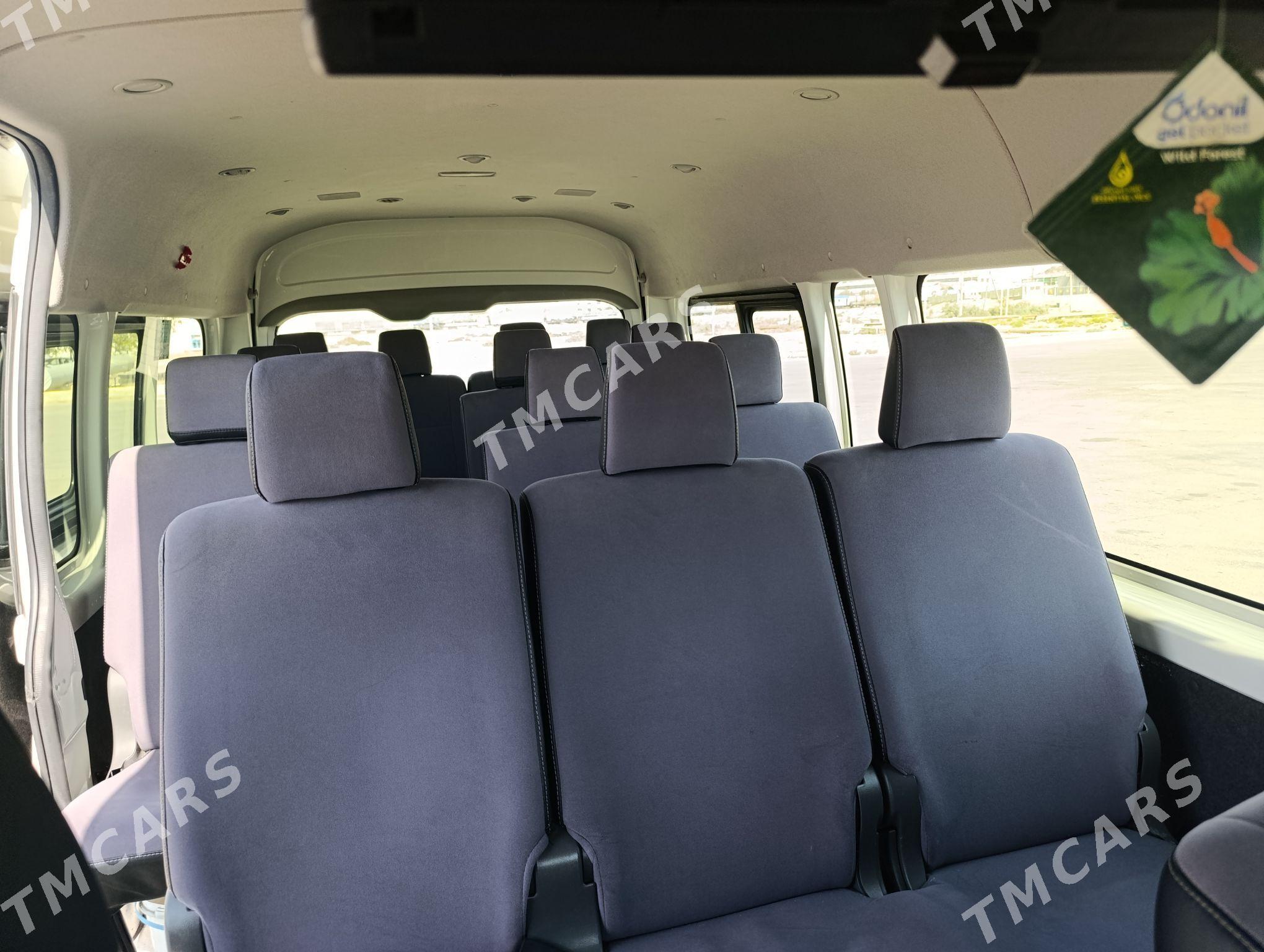 Toyota Hiace 2019 - 700 000 TMT - Türkmenbaşy - img 5