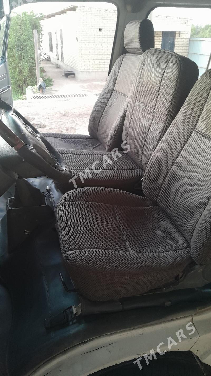 Toyota Hiace 2013 - 140 000 TMT - Wekilbazar - img 6