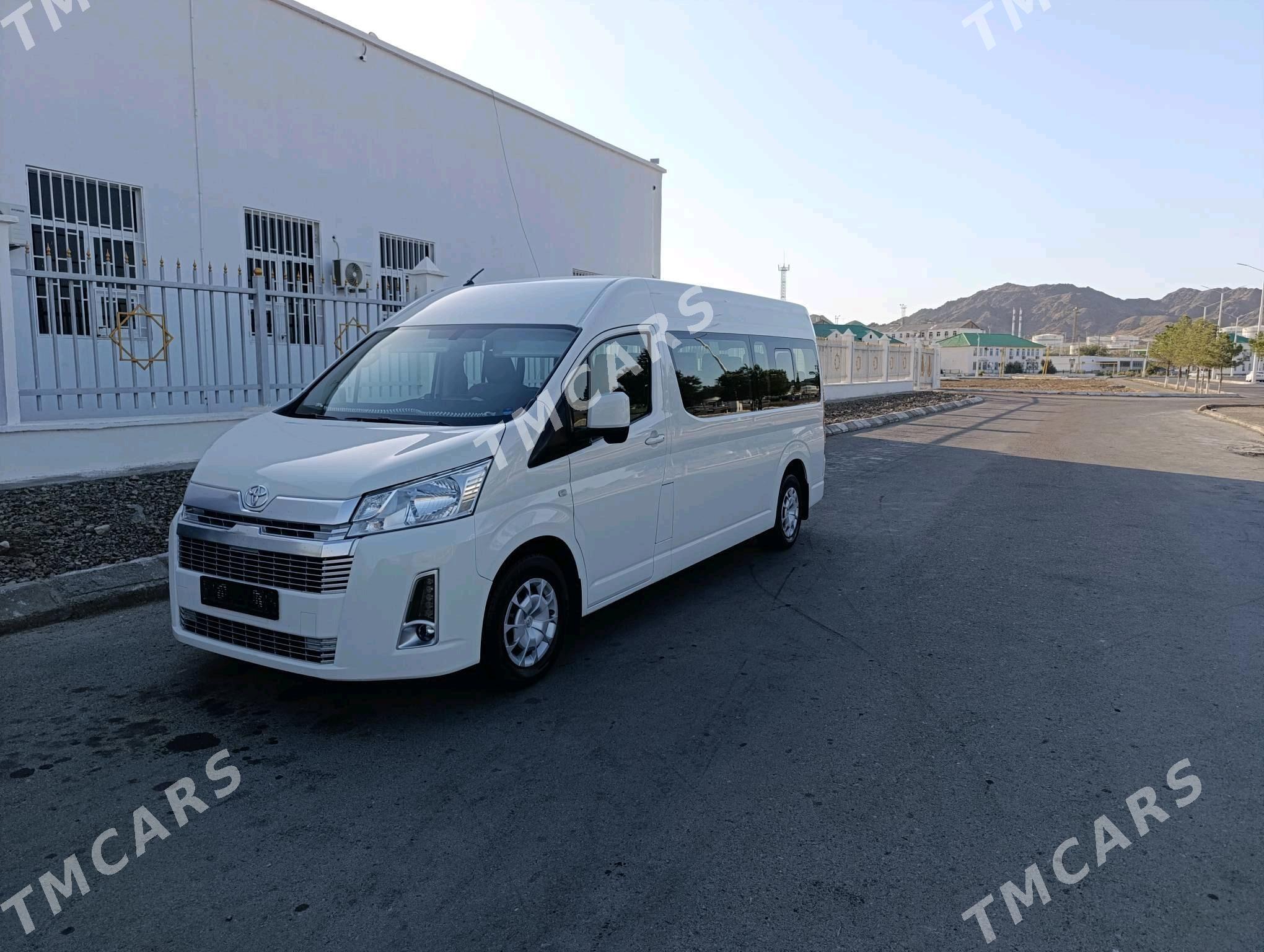 Toyota Hiace 2019 - 700 000 TMT - Türkmenbaşy - img 8