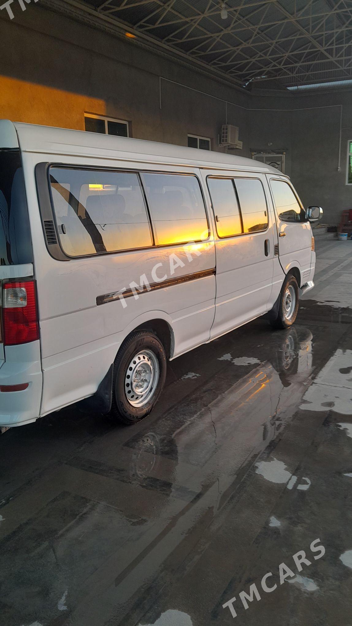 Toyota Hiace 2013 - 140 000 TMT - Wekilbazar - img 5