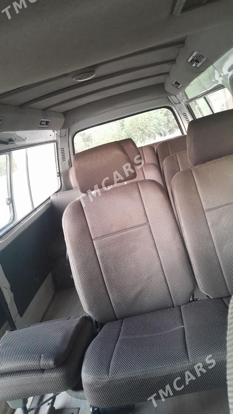 Toyota Hiace 2013 - 140 000 TMT - Wekilbazar - img 3