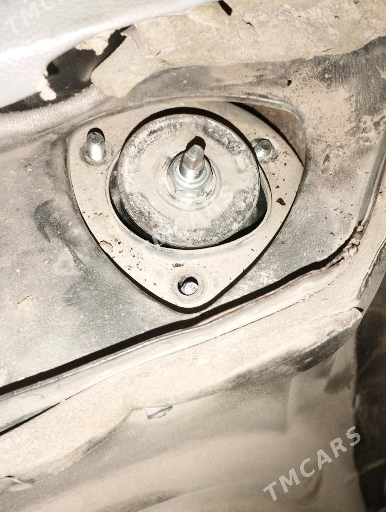 BMW 525 1990 - 85 000 TMT - Balkanabat - img 4