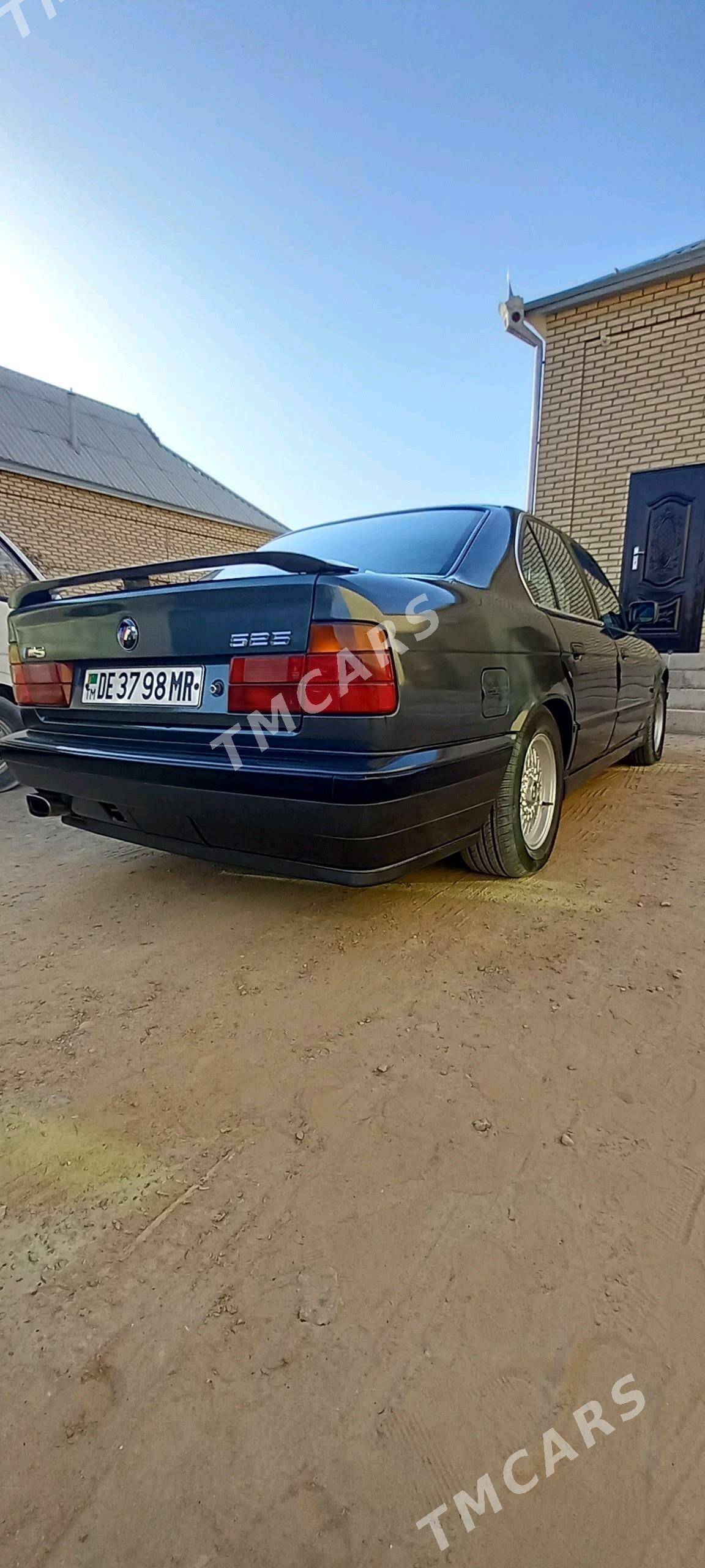BMW 525 1989 - 70 000 TMT - Мары - img 4