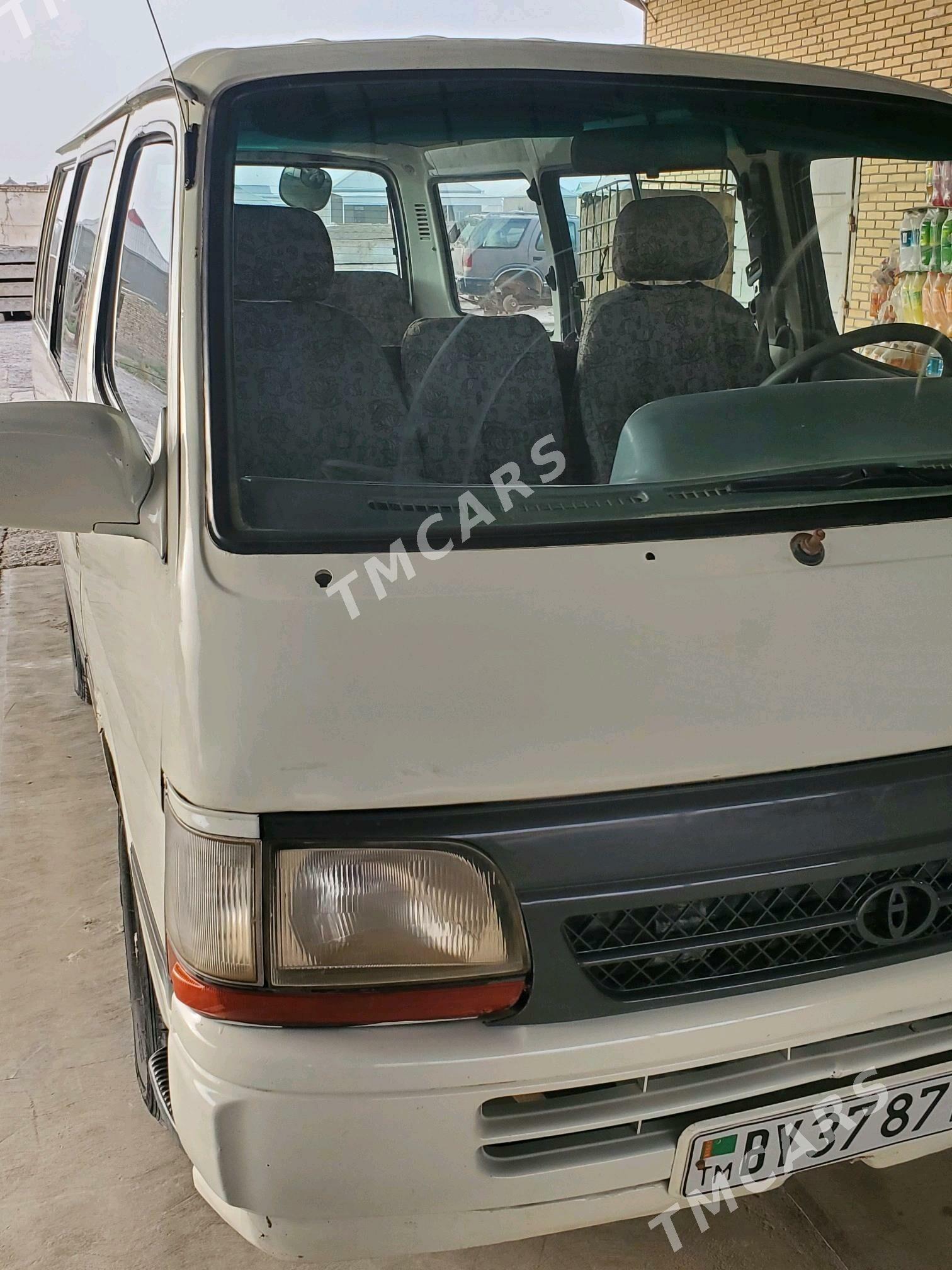 Toyota Hiace 1993 - 70 000 TMT - Байрамали - img 3