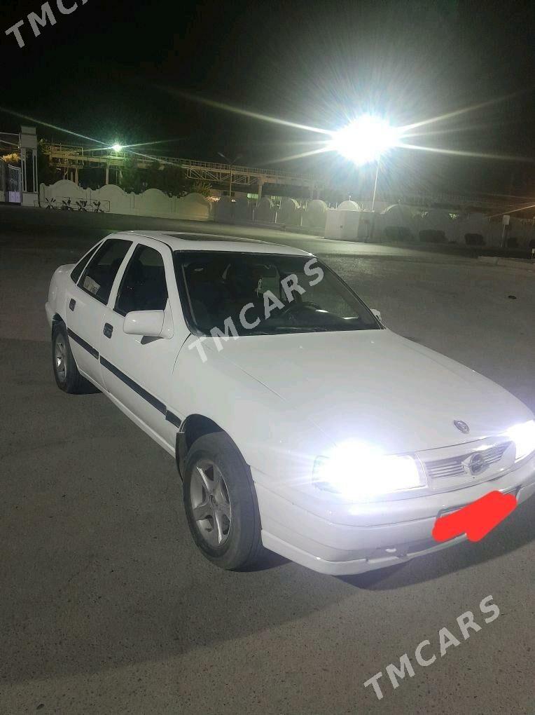 Opel Vectra 1990 - 20 000 TMT - Сакар - img 3