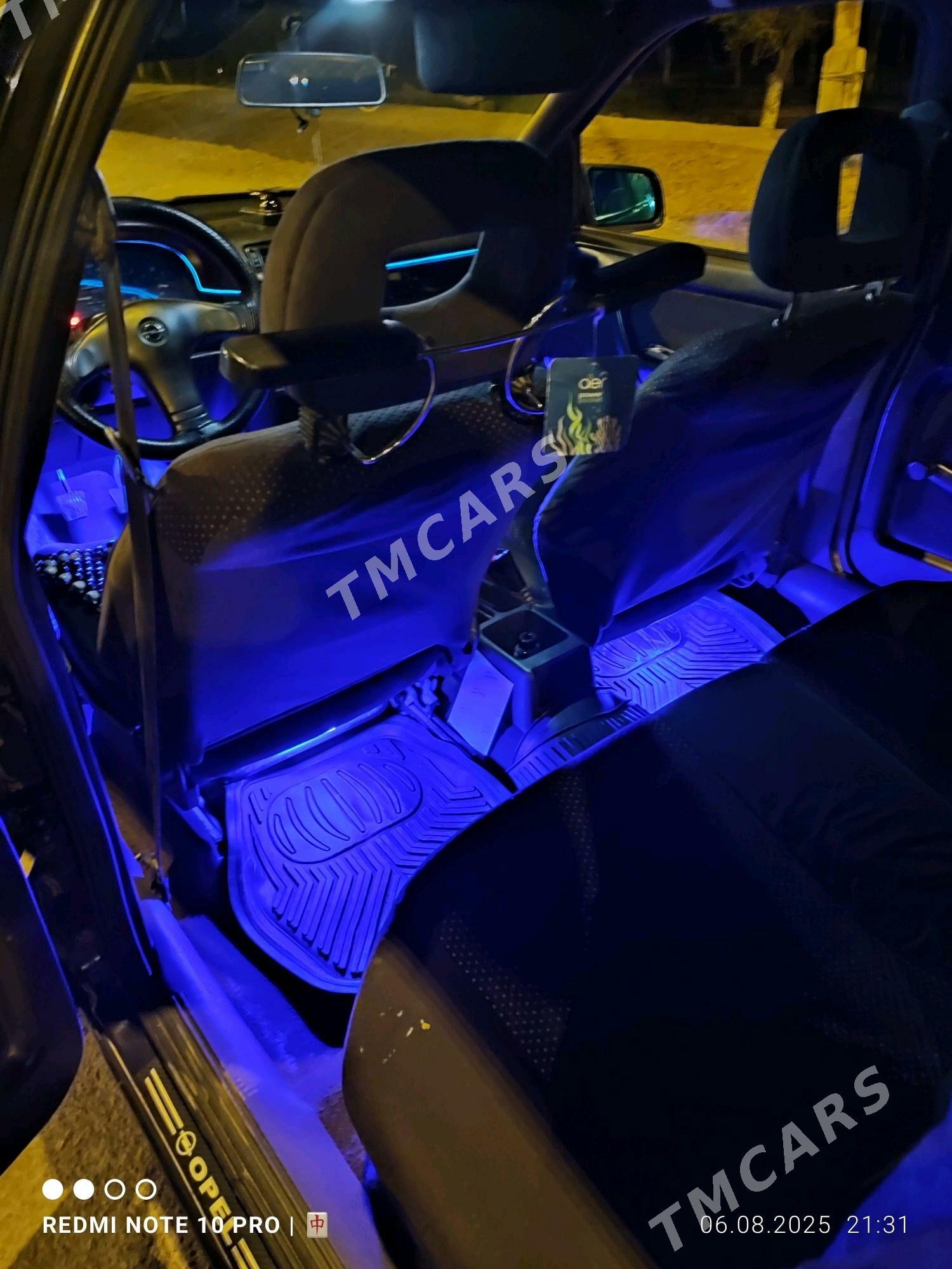 Opel Vectra 1993 - 55 000 TMT - Гурбансолтан Едже - img 5
