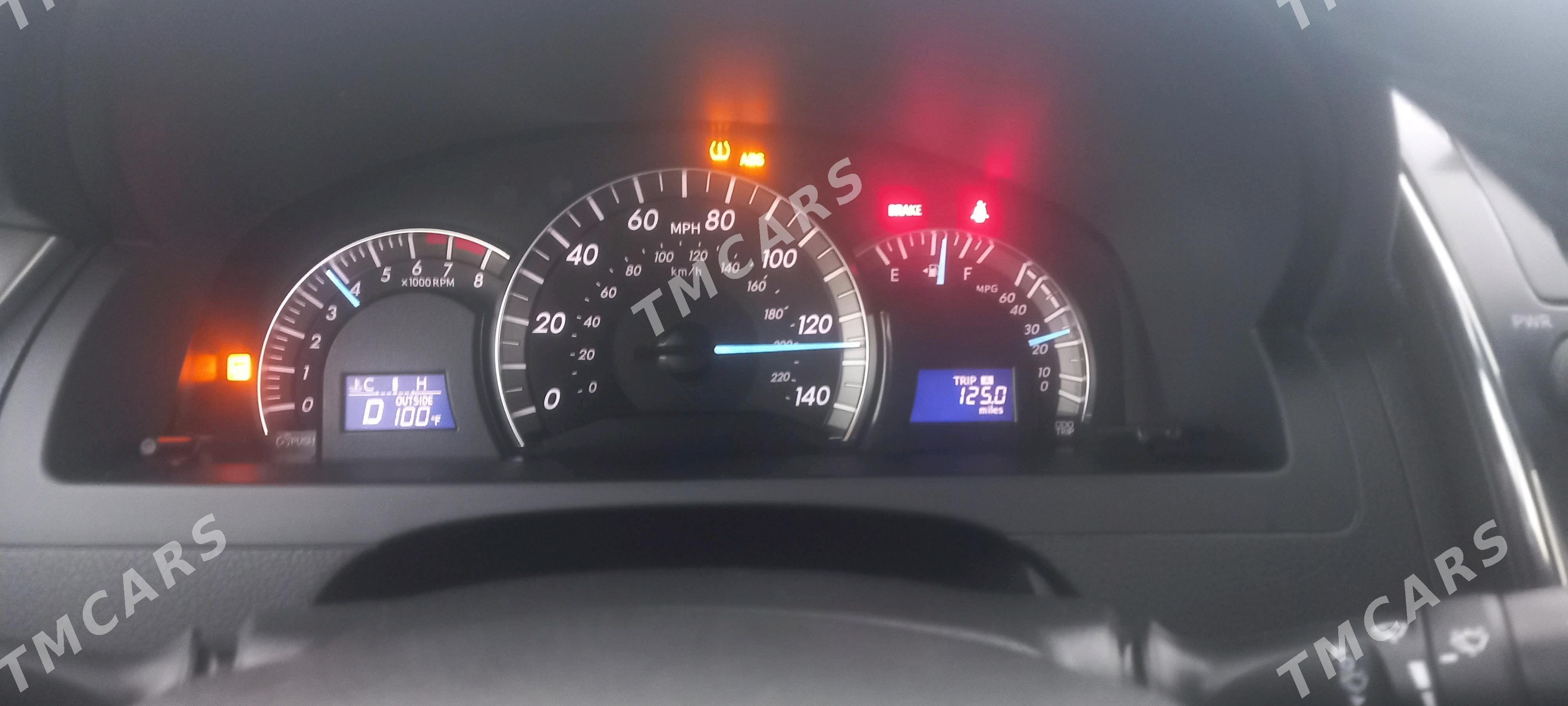 Toyota Camry 2017 - 230 000 TMT - Babadaýhan - img 3