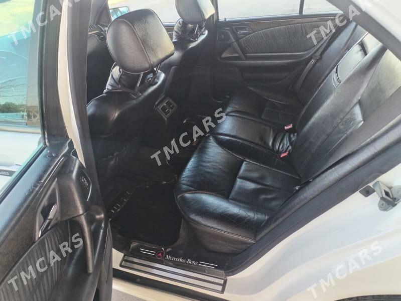 Mercedes-Benz E320 1999 - 103 000 TMT - Balkanabat - img 6