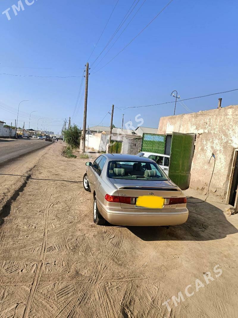 Toyota Camry 2001 - 132 000 TMT - Köneürgenç - img 6