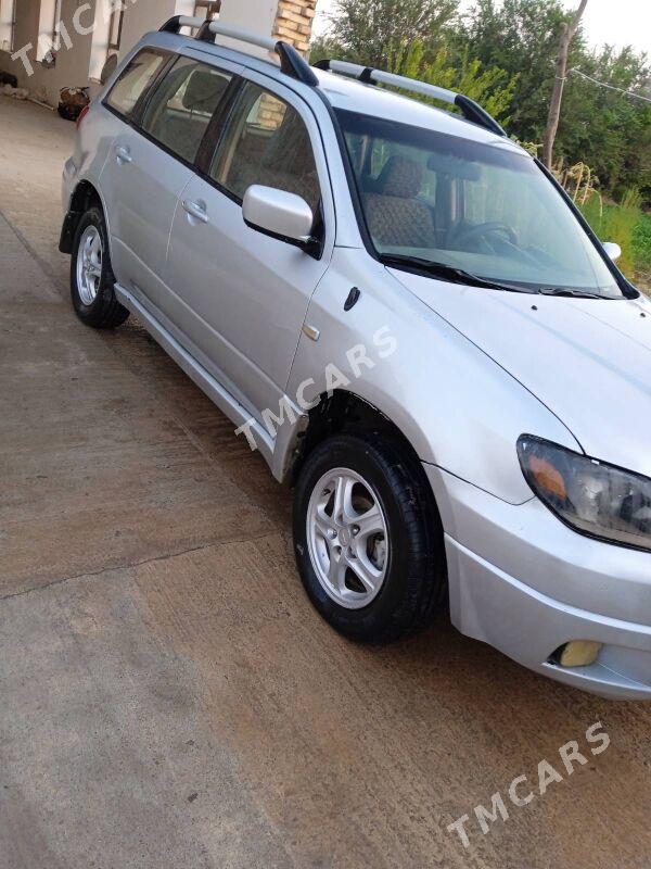 Mitsubishi Outlander 2003 - 85 000 TMT - Hojambaz - img 2