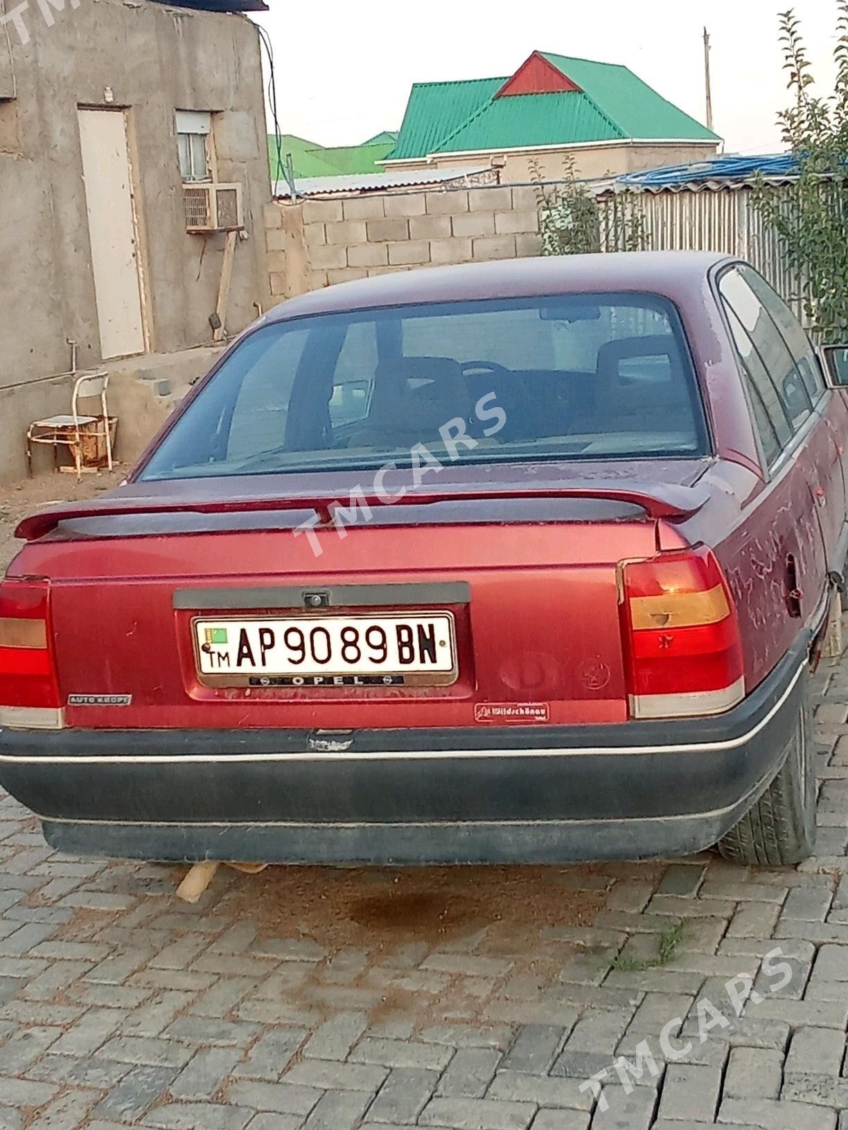 Opel Omega 1988 - 10 000 TMT - Türkmenbaşy - img 2