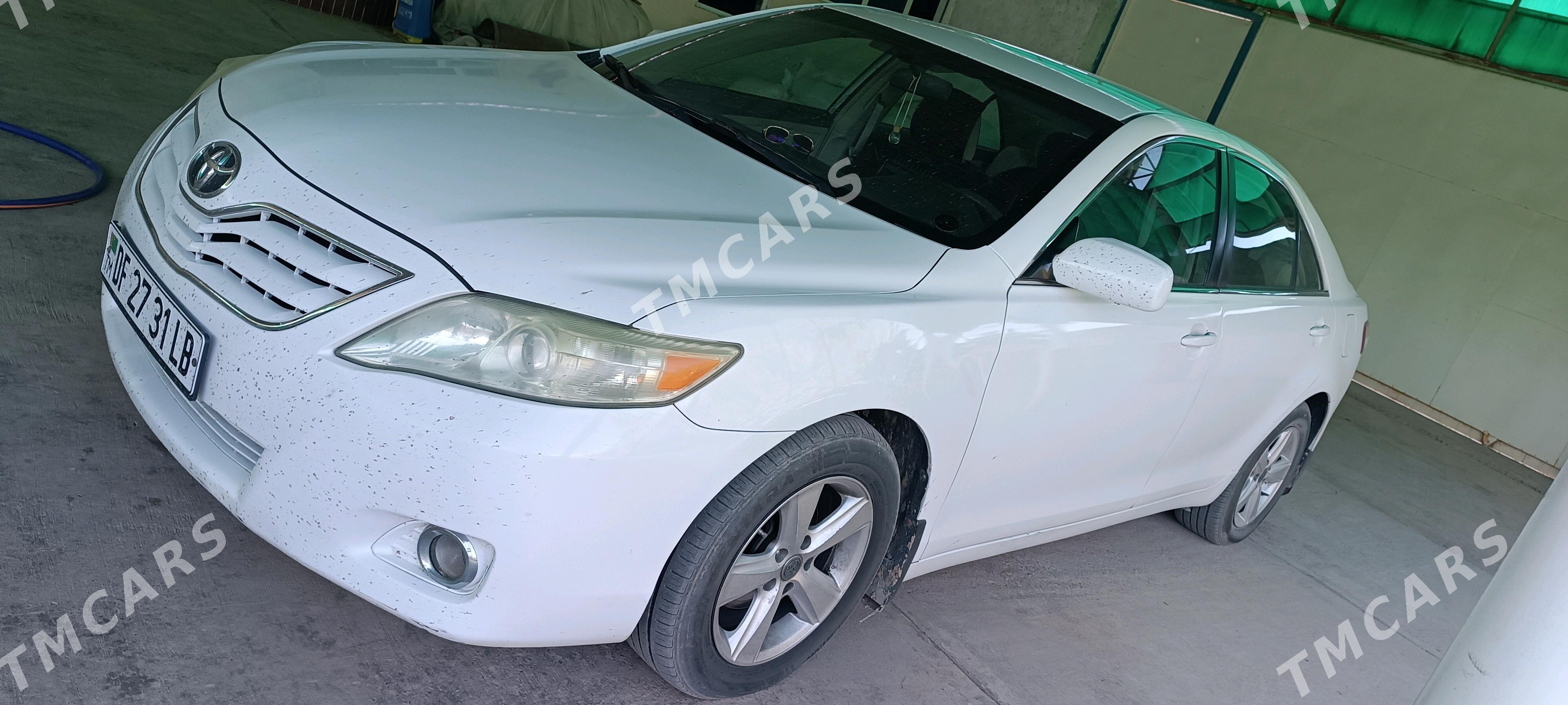 Toyota Camry 2010 - 190 000 TMT - Halaç - img 3