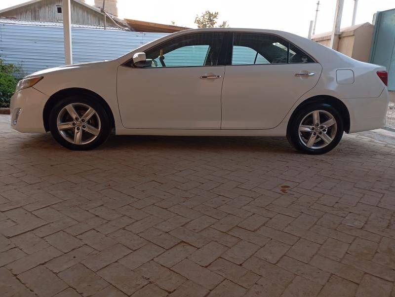 Toyota Camry 2012 - 150 000 TMT - Байрамали - img 2