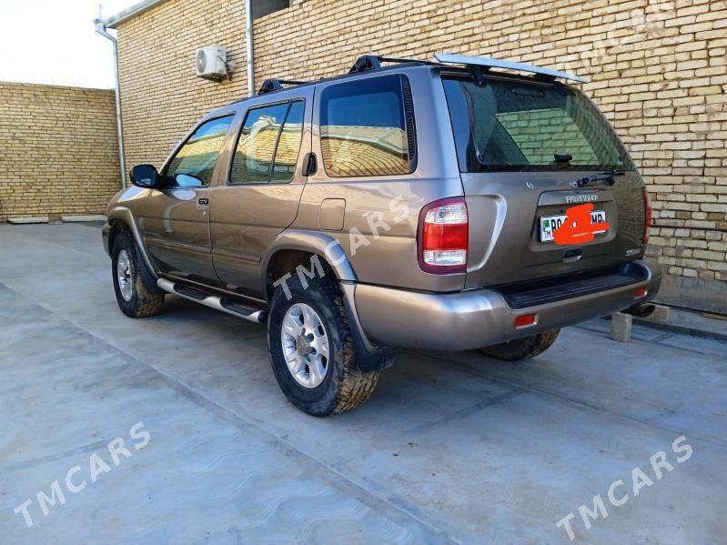 Nissan Pathfinder 2001 - 45 000 TMT - Байрамали - img 4