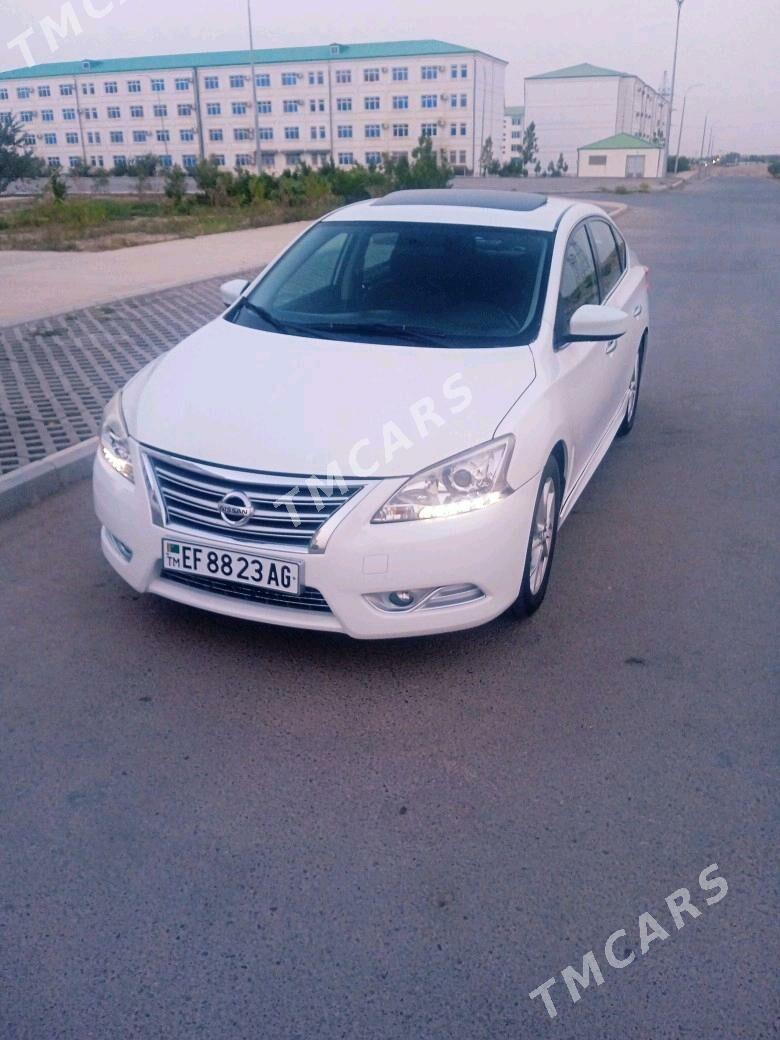 Nissan Sentra 2013 - 132 000 TMT - Бузмеин - img 4