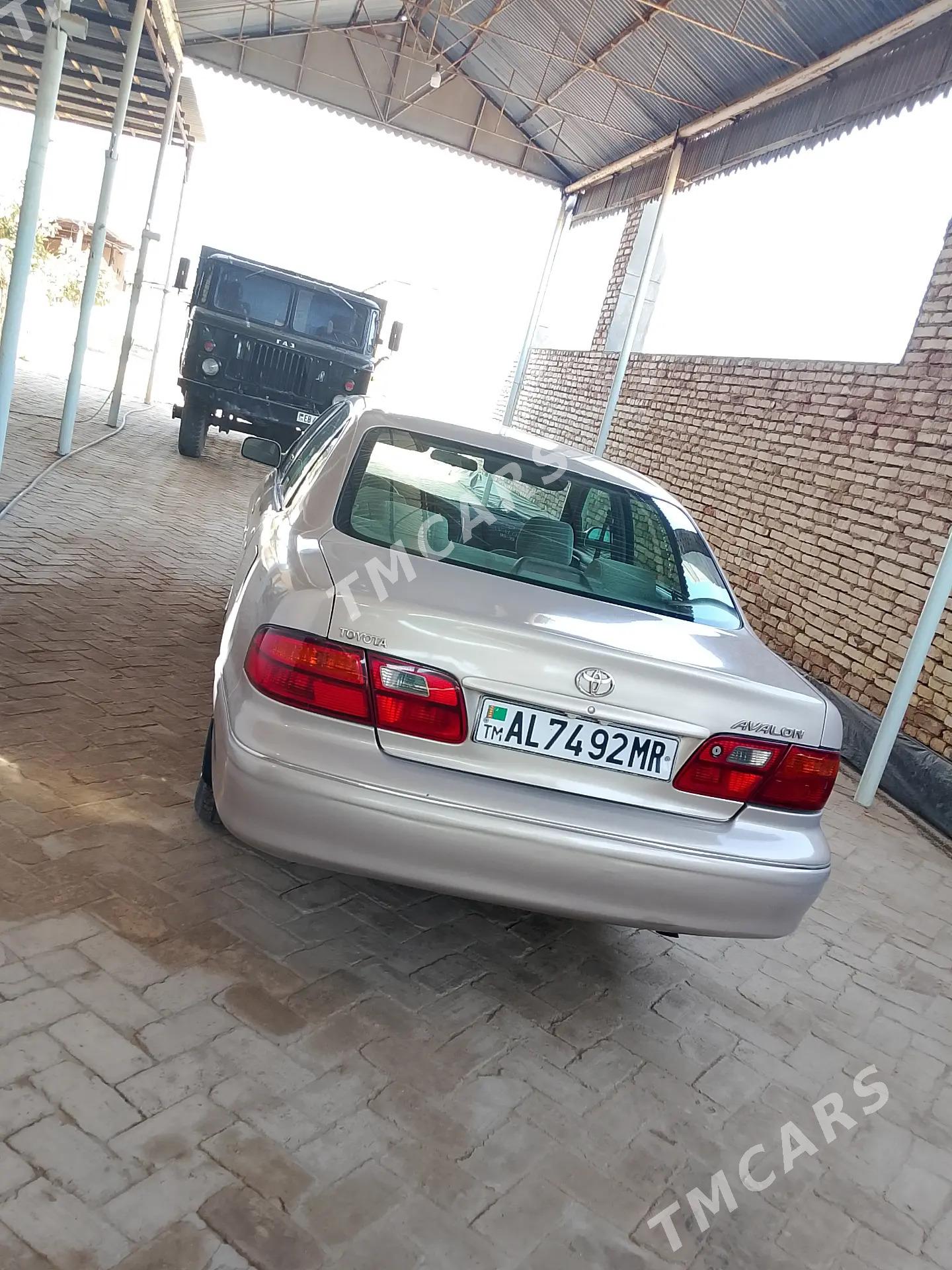 Toyota Avalon 1998 - 130 000 TMT - Байрамали - img 7