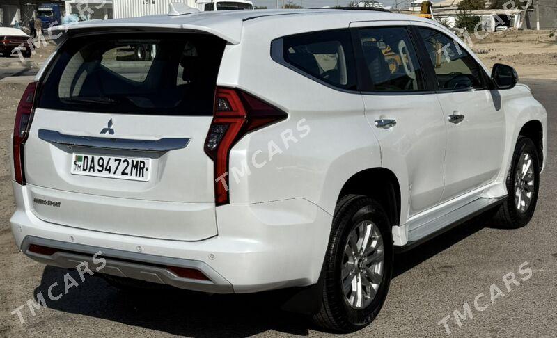 Mitsubishi Pajero 2020 - 470 000 TMT - Мары - img 4